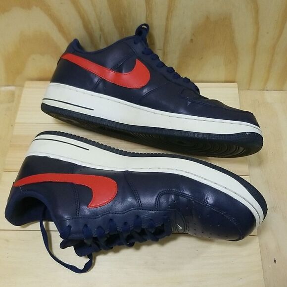 Air Force 1's Mens size 12 - Picture 3 of 9